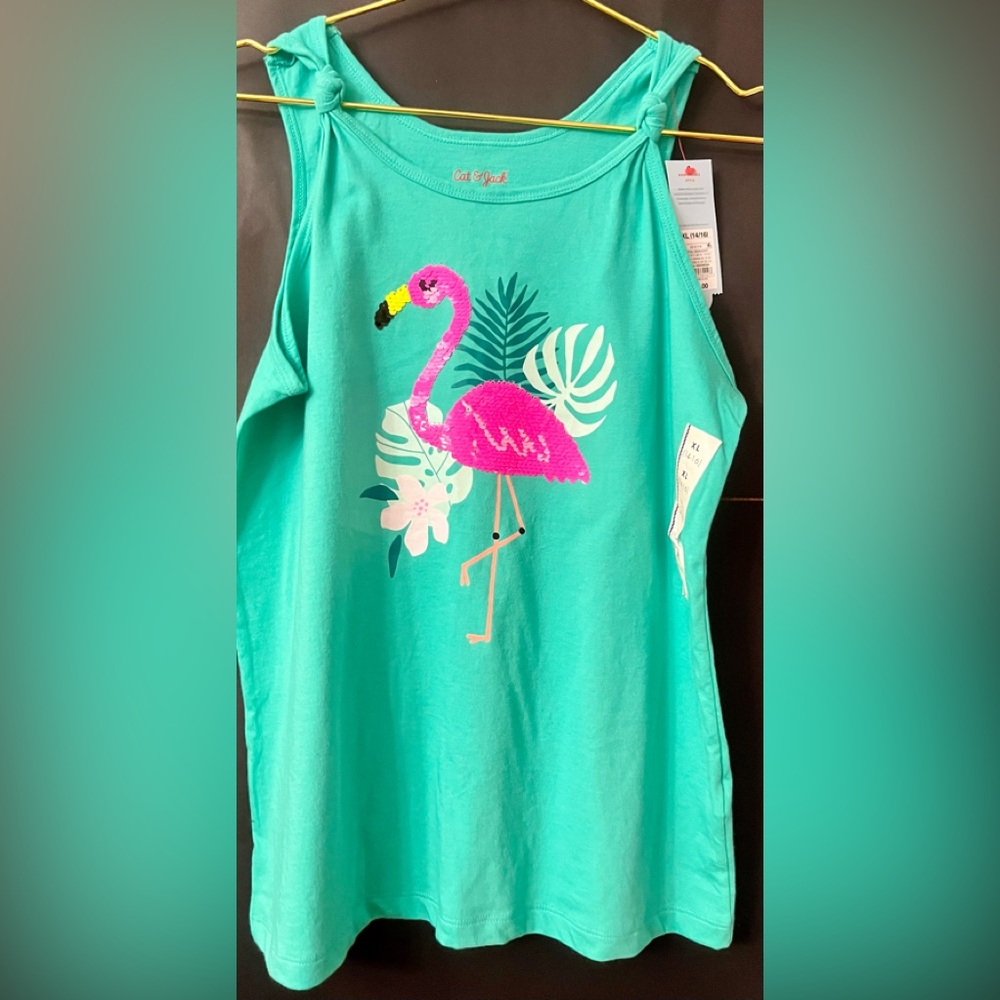 ⭐️ NWT ⭐️ GIRLS Size XL (14/16) tank-top with sequins.